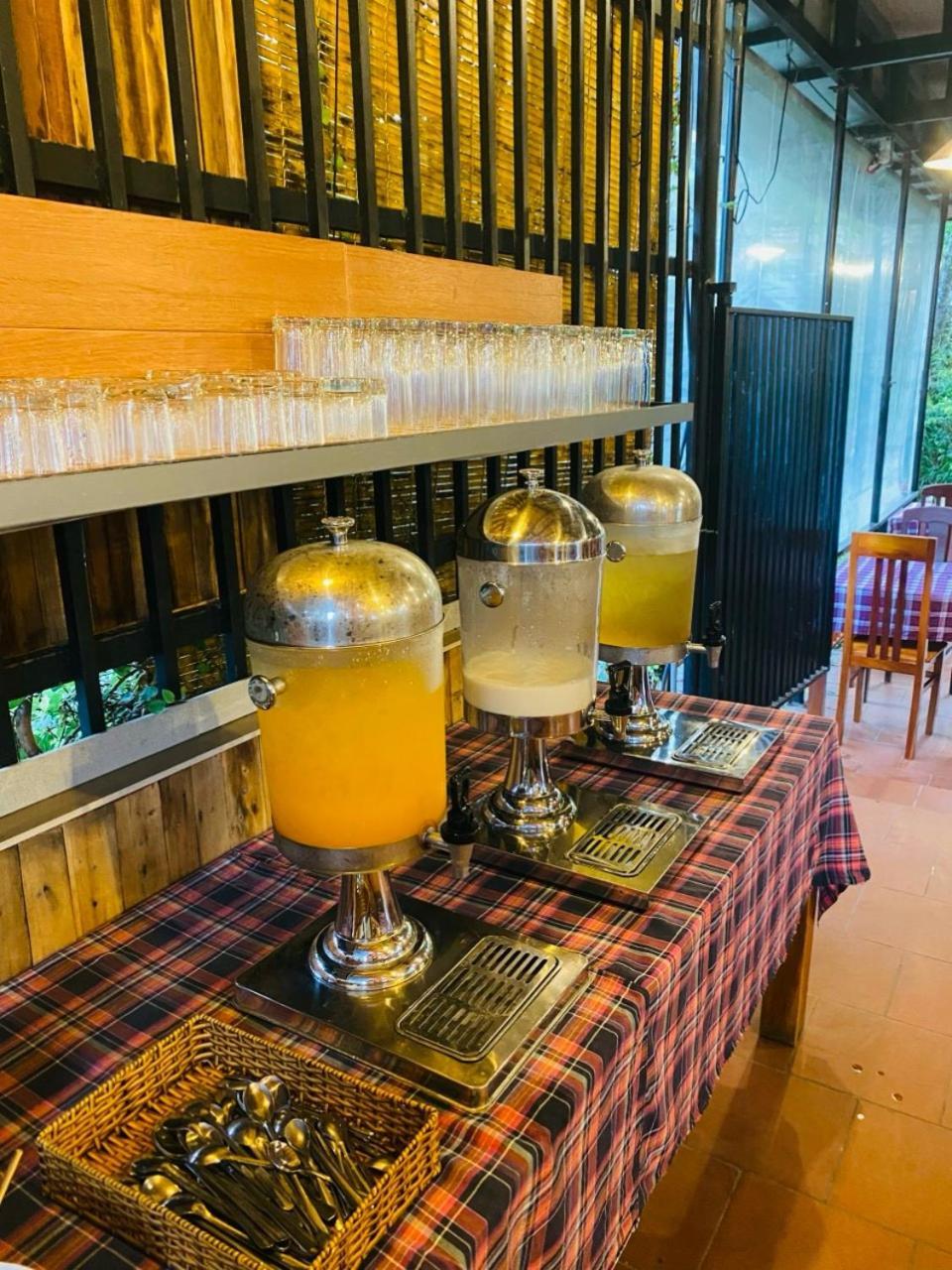 דואונג דונג Bien Xanh Hotel מראה חיצוני תמונה